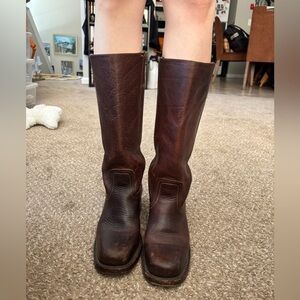 FRYE CAMPUS BOOTS- Vintage- dark brown
